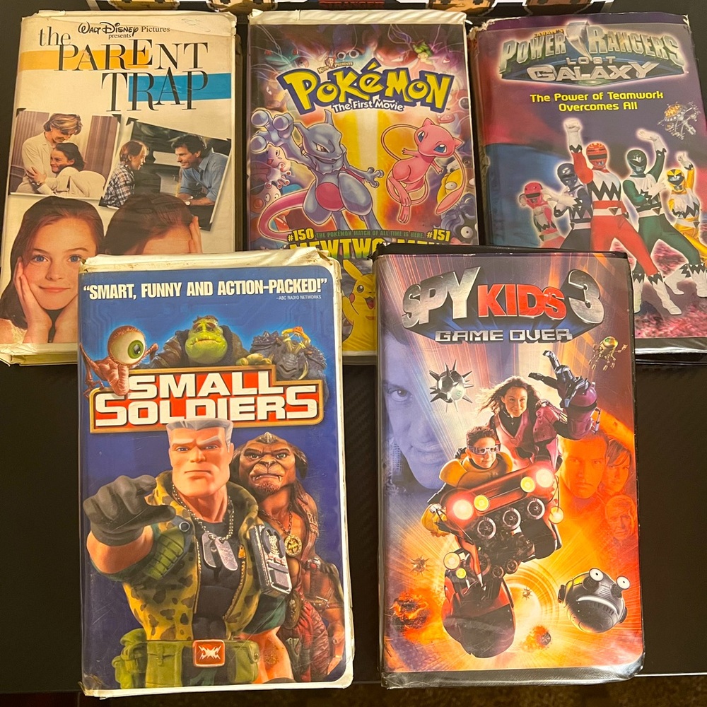 Lot of Five (5) Family Movies - GREAT TITLES!  Little Soldiers, Pokémon, ETC VHS